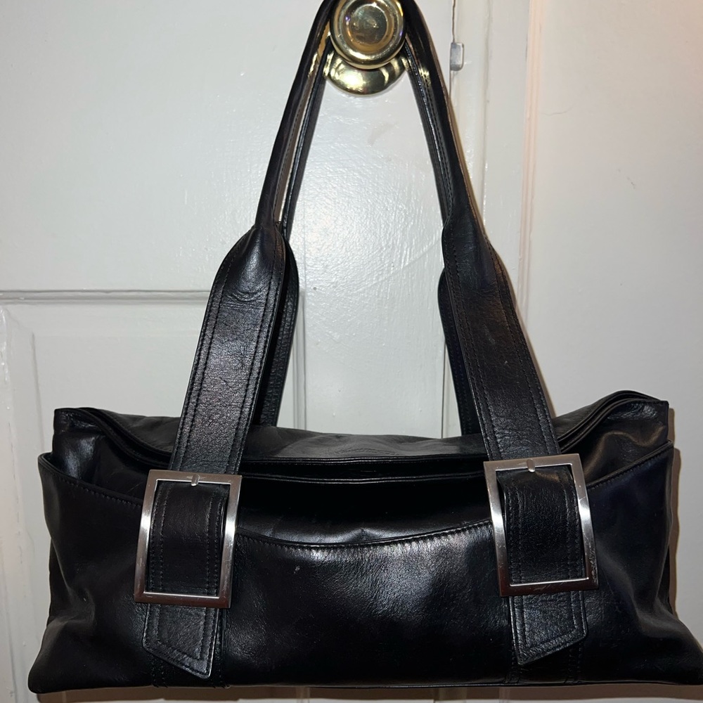 Black leather Kenneth Cole shoulder bag